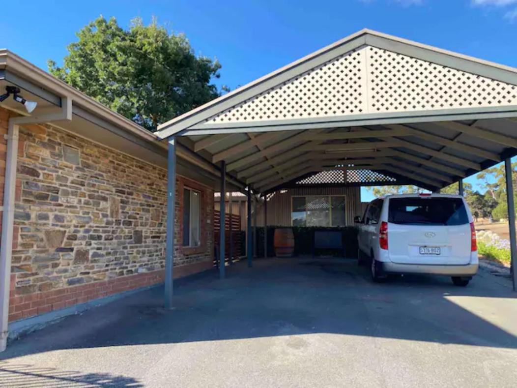 ホテル Adelaide Hills Escape Woodside エクステリア 写真